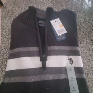 Mens size small US Polo Assn sweater charcoal